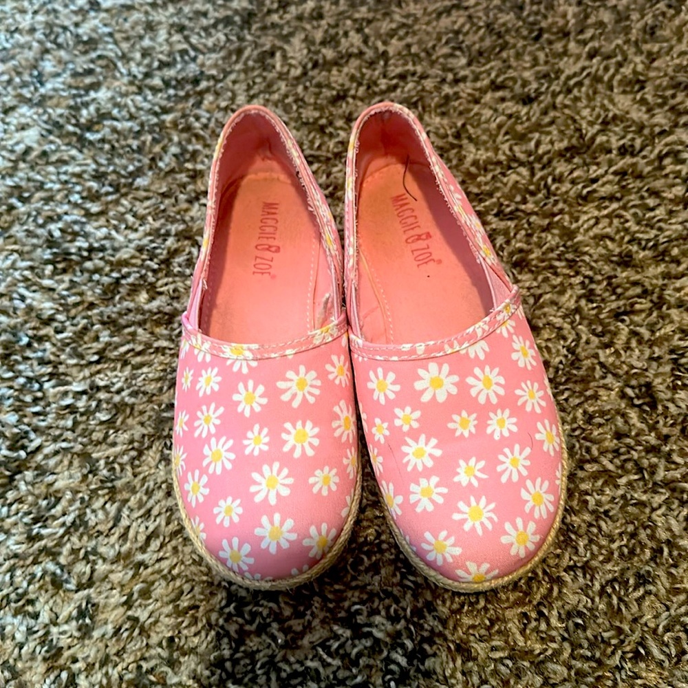 Cute Spring/Summer Girl Espadrilles worn 2x.